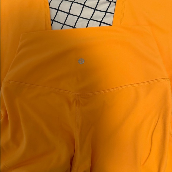 Lululemon align crop leggings - Picture 3 of 5